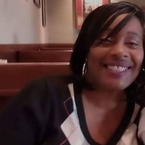 Meet your Posher, Bee